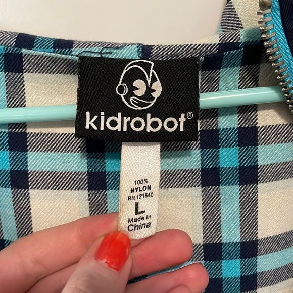Kidrobot Navy Blue & Plaid Windbreaker (184) Sz LG - Picture 4 of 14
